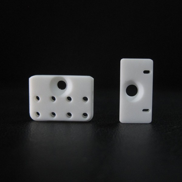 Machinable ceramic structural components