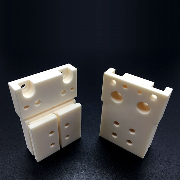 Alumina Ceramic Components